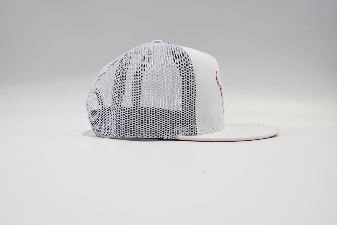 JR's Flat Bill Hat white/red